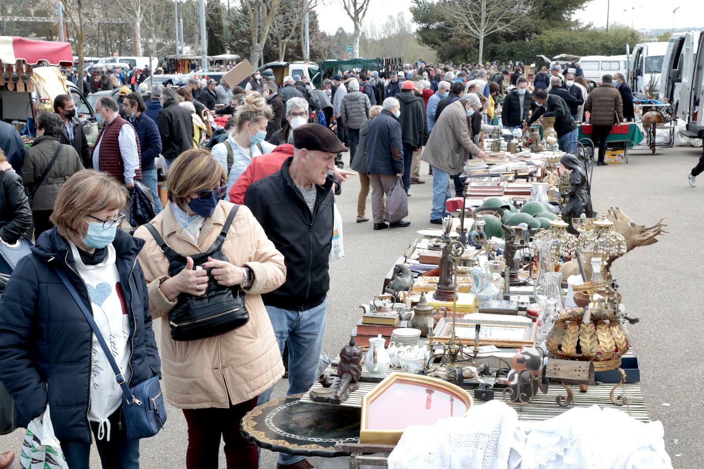 Fotos: Vuelve el rastro de los domingos a Valladolid