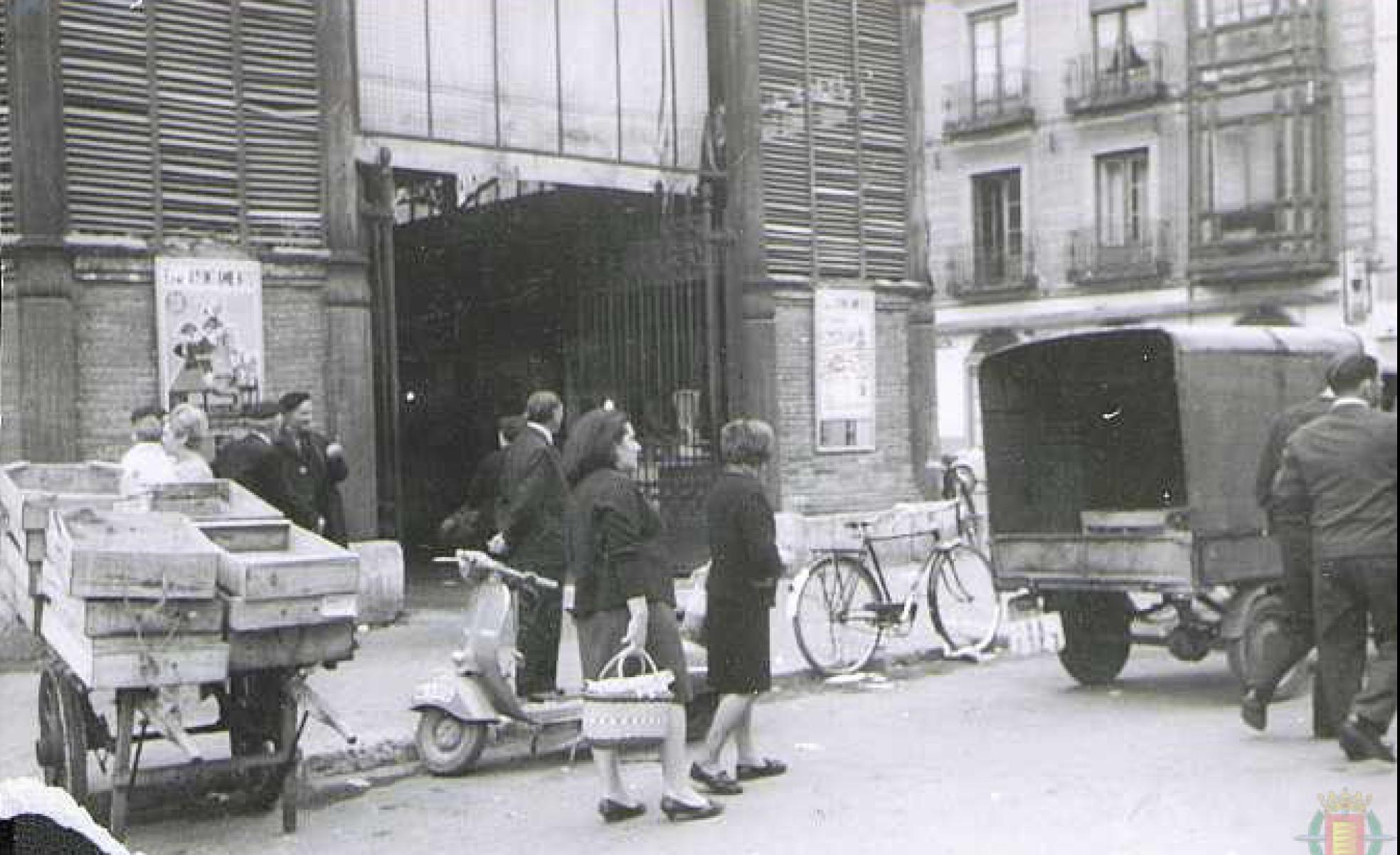 Plaza del Val donde instalaba su puesto ambulante Julián Palau.