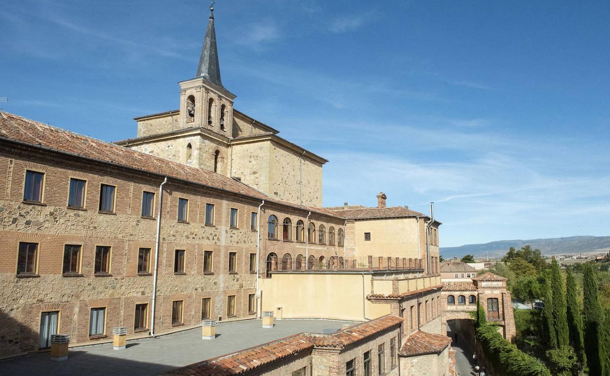 Edificio del Seminario de Segovia, sede del Obispado. 