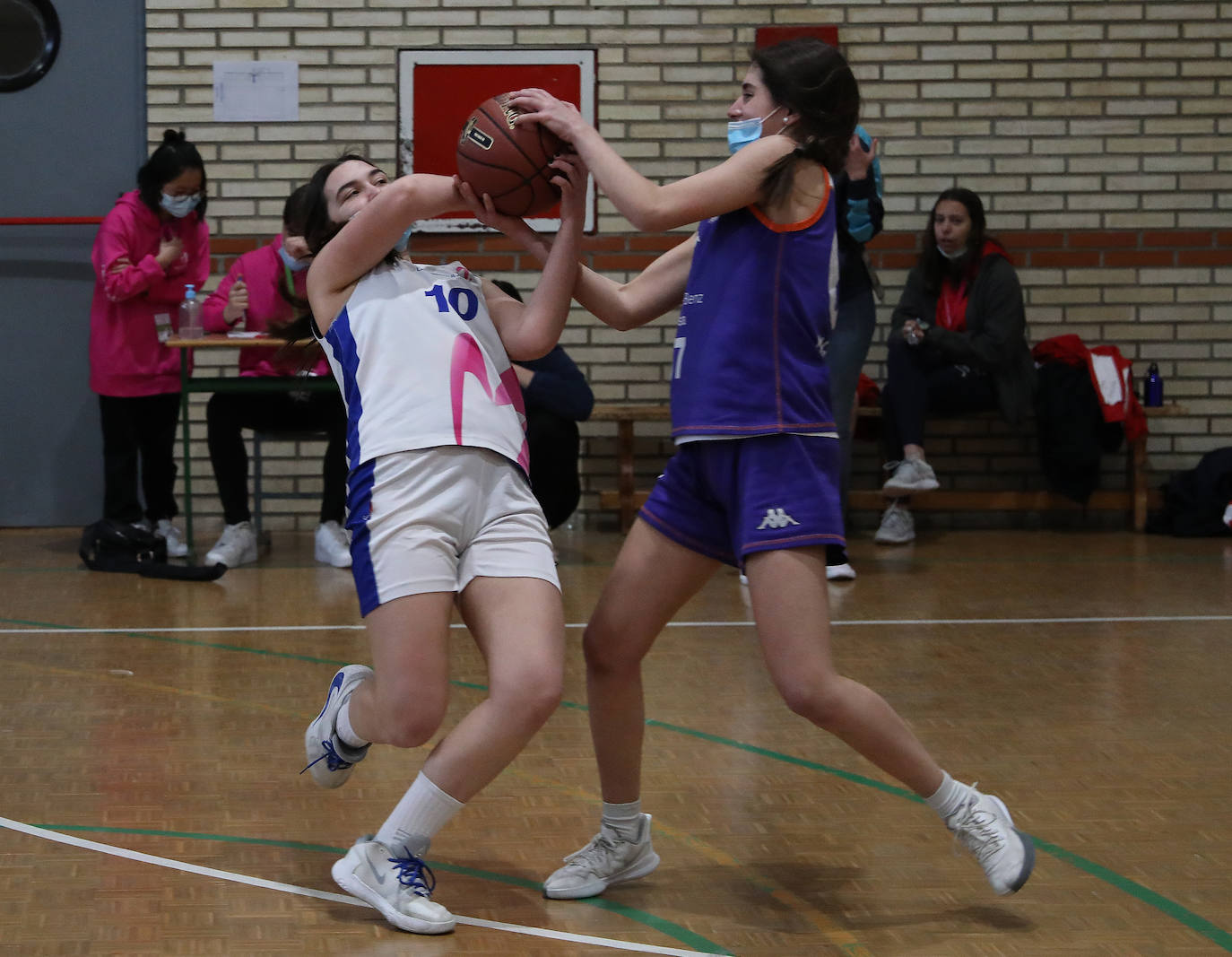Fotos: El colegio Maristas celebra sus Olimpiadas