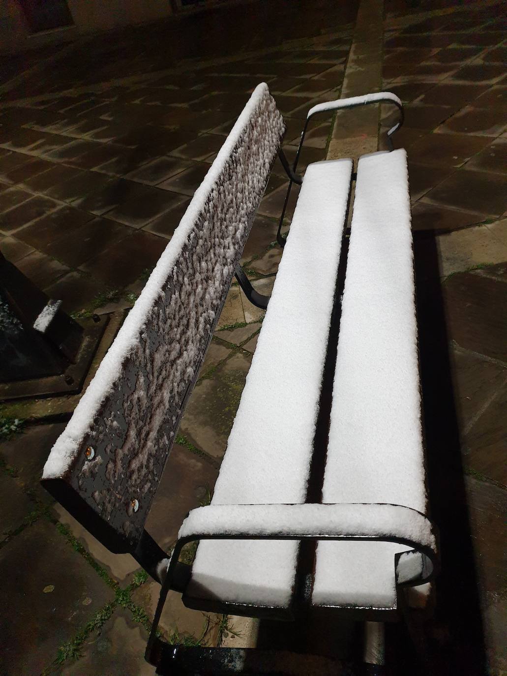 Fotos: La nieve cubre la Montaña Palentina en abril