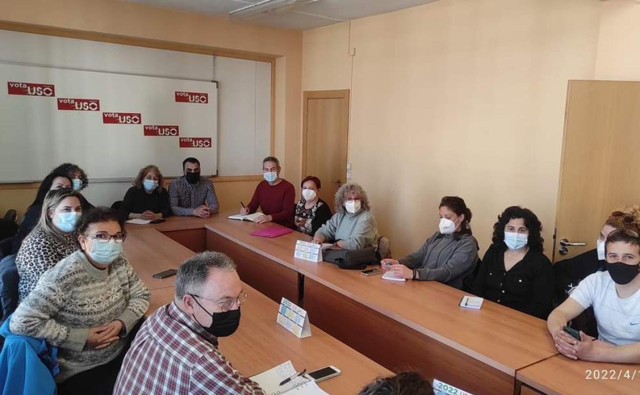 Convocados a una huelga indefinida los 300 trabajadores de la fábrica de Siro en Toro