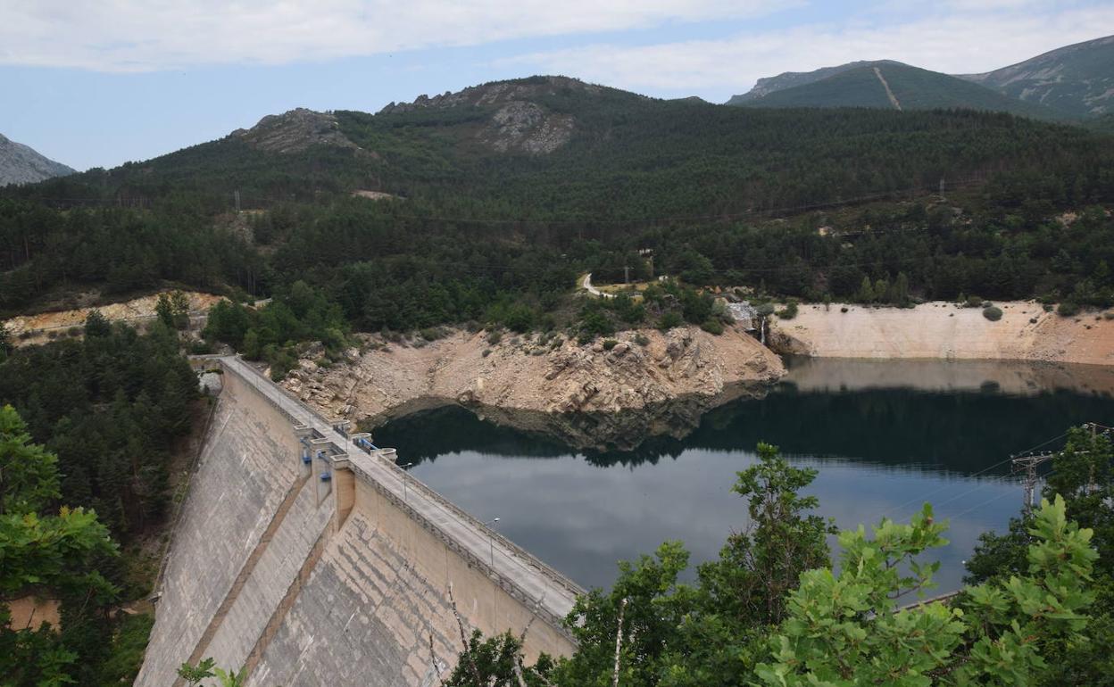 Embalse de Compuerto. 