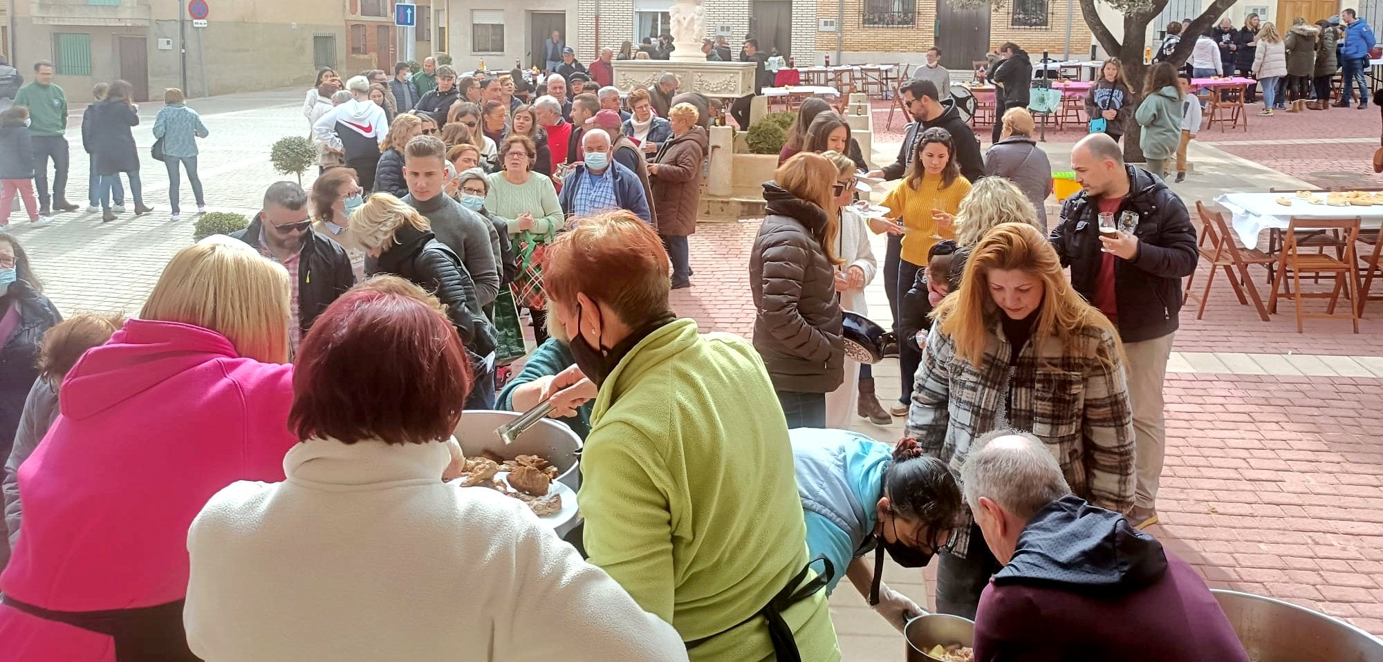 Castrillo de Don Juan celebró la Fiesta de la Matanza con más de 350 comensales