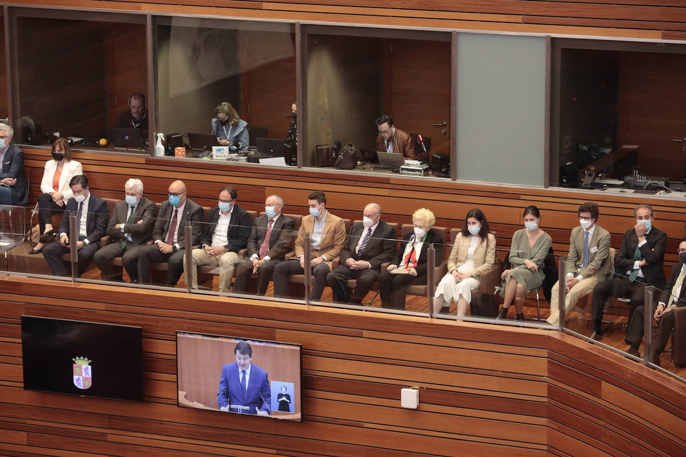 Fotos: Invitados al pleno de investidura de Alfonso Fernández Mañueco en las Cortes de Castilla y León