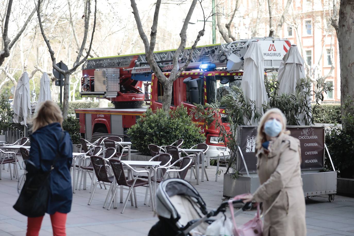 Fotos: Caída de cascotes en el Paseo de Zorrilla de Valladolid