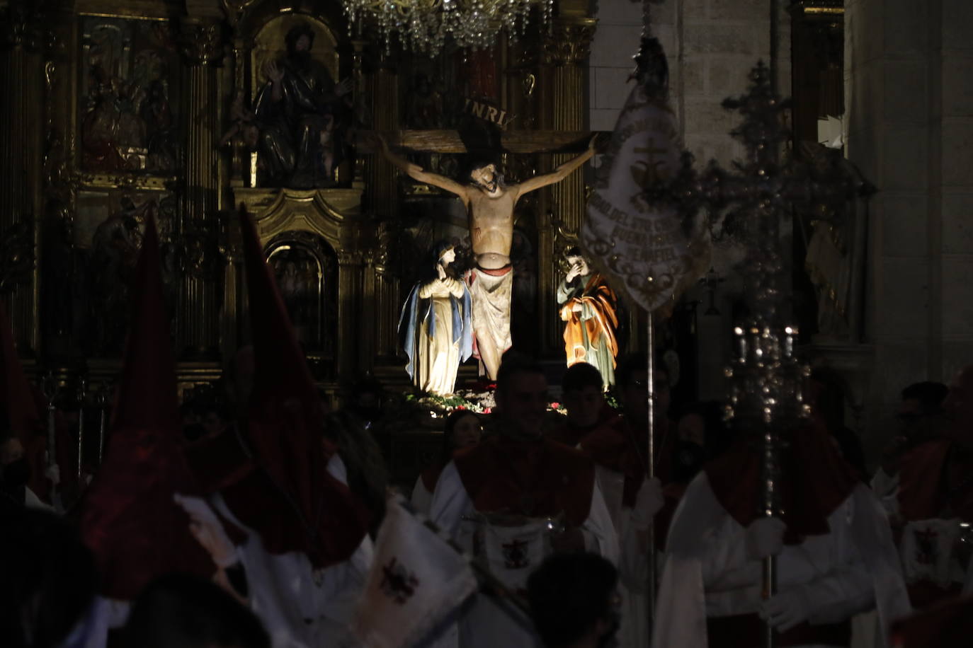 Fotos: Procesión del Cristo de la Buena Muerte en Peñafiel (1/4)