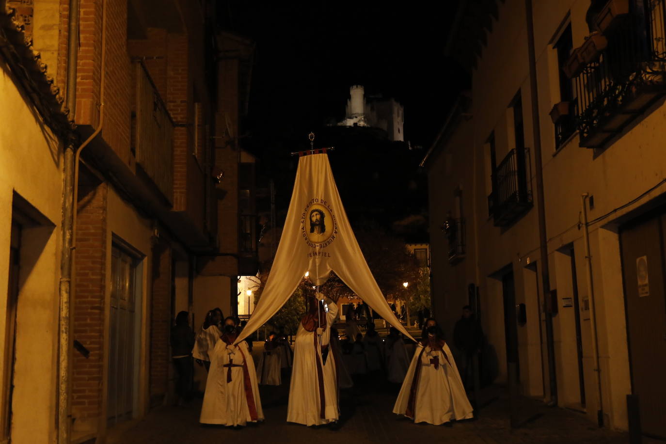Fotos: Procesión del Cristo de la Buena Muerte en Peñafiel (1/4)