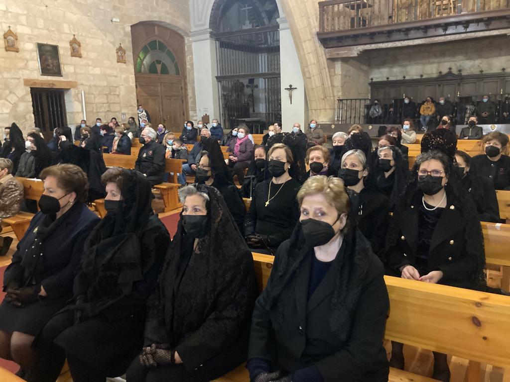 Fotos: Procesión de Lunes Santo en Torrelobatón en el interior de la iglesia (1/4)