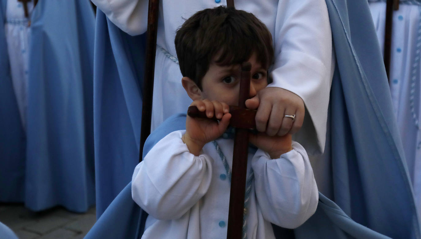 Fotos: Vía Crucis penitencial ante la Catedral de Palencia