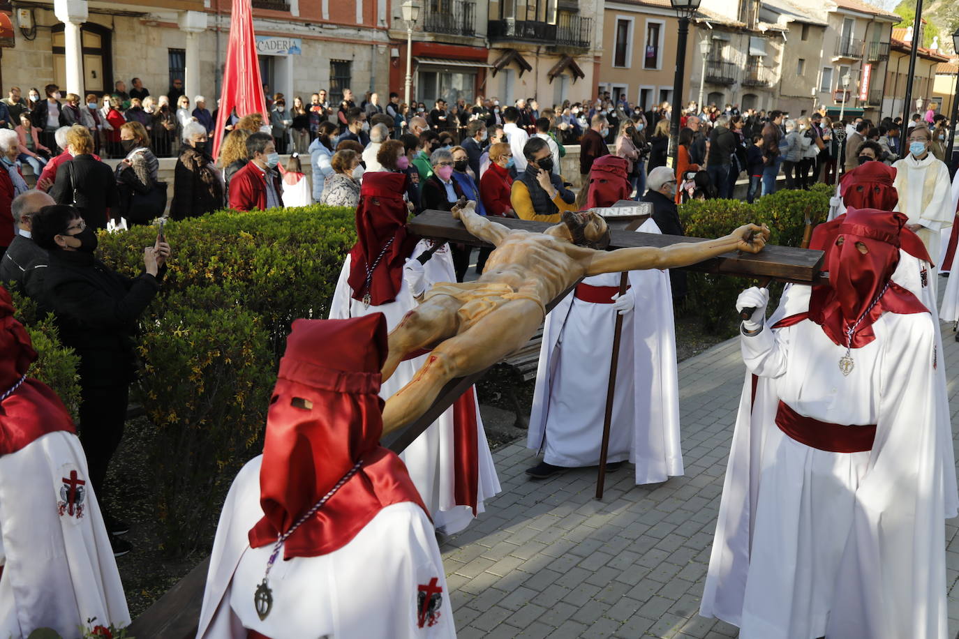 Fotos: Procesión del Cristo de la Agonía en Peñafiel