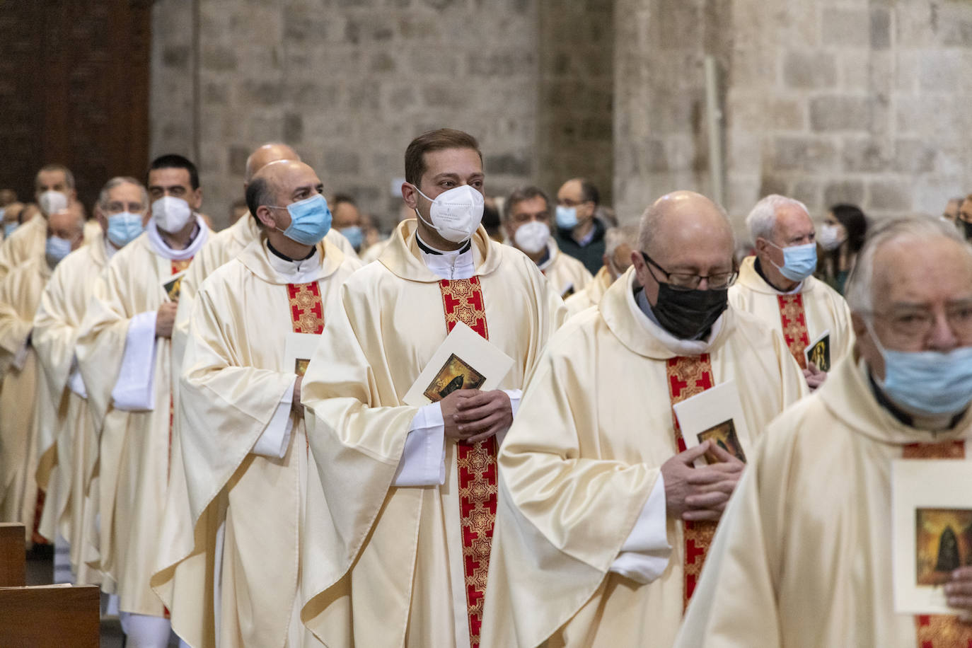 Fotos: Misa crismal en la Catedral de Valladolid