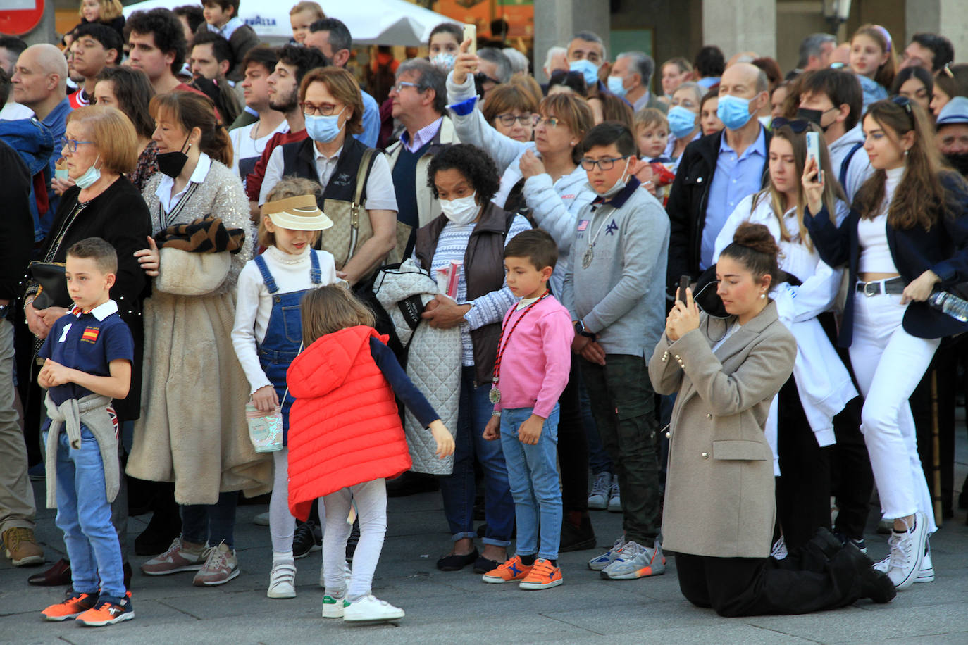 Un momento del desfile de bandas de cornetas y tambores. 