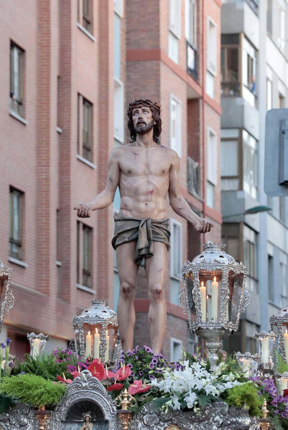 Fotos: Procesión del Cristo Despojado y Nuestra Señora de la Amargura en Valladolid