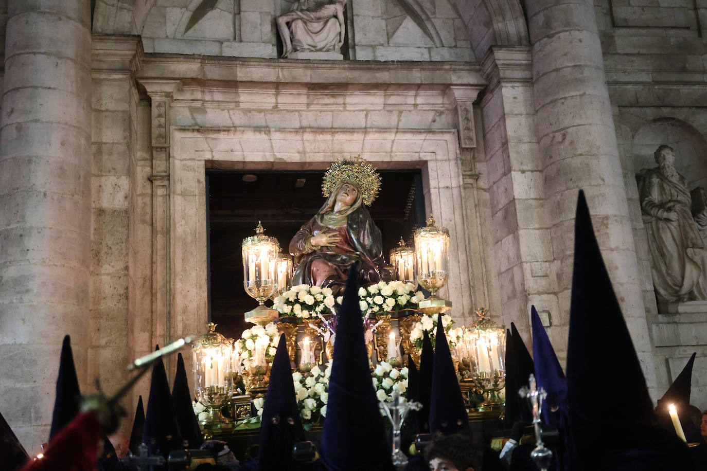 Fotos: Procesión De Regla de la Ilustre cofradía Penitencial de Nuestra Señora de las Angustias-Sacrificio y Penitencia