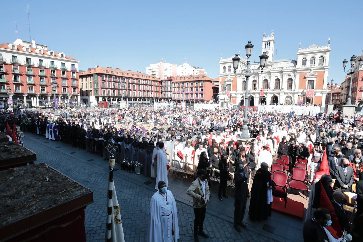 Fotos: Sermón de las Siete Palabras en Valladolid durante la jornada de Viernes Santo (1/2)