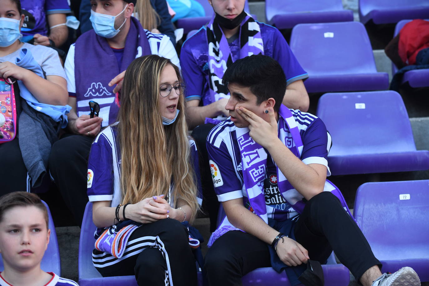 Fotos: Búscate en la grada del Real Valladolid-Almería (4/9)