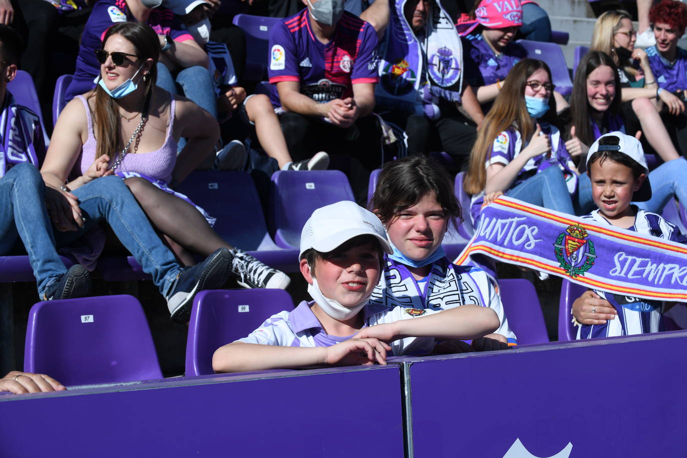 Fotos: Búscate en la grada del Real Valladolid-Almería (6/9)