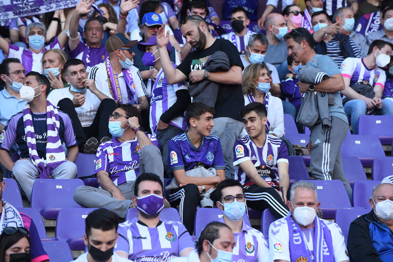 Fotos: Búscate en la grada del Real Valladolid-Almería (6/9)