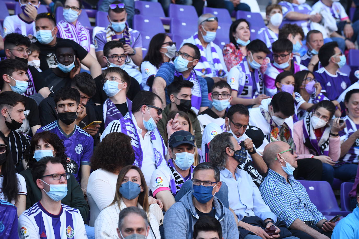 Fotos: Búscate en la grada del Real Valladolid-Almería (8/9)