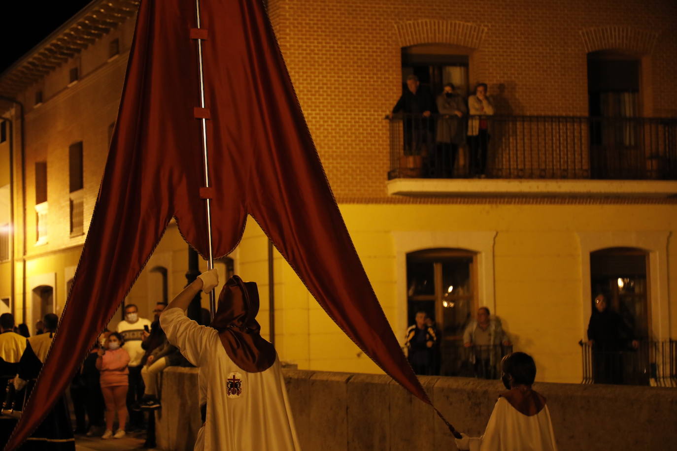 Fotos: Procesión General del Viernes Santo en Peñafiel (4/5)