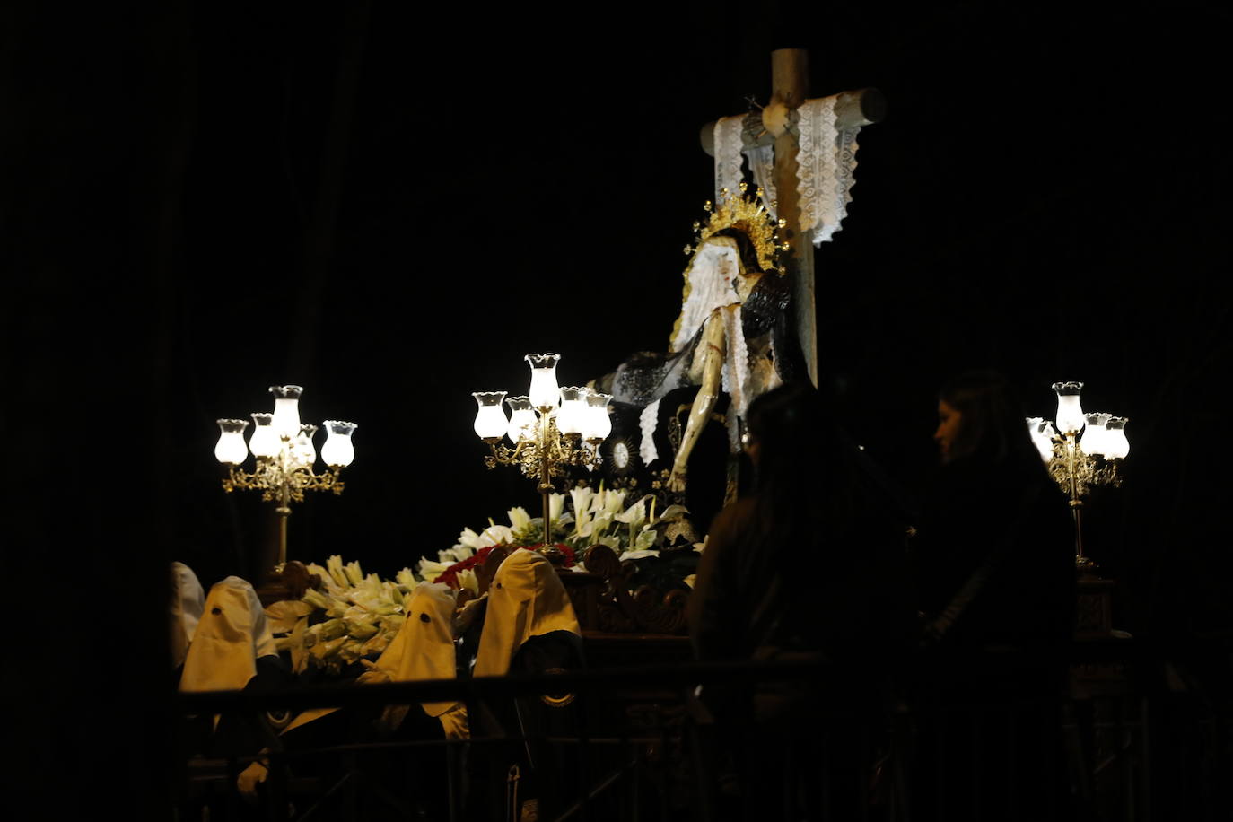 Fotos: Procesión General del Viernes Santo en Peñafiel (5/5)