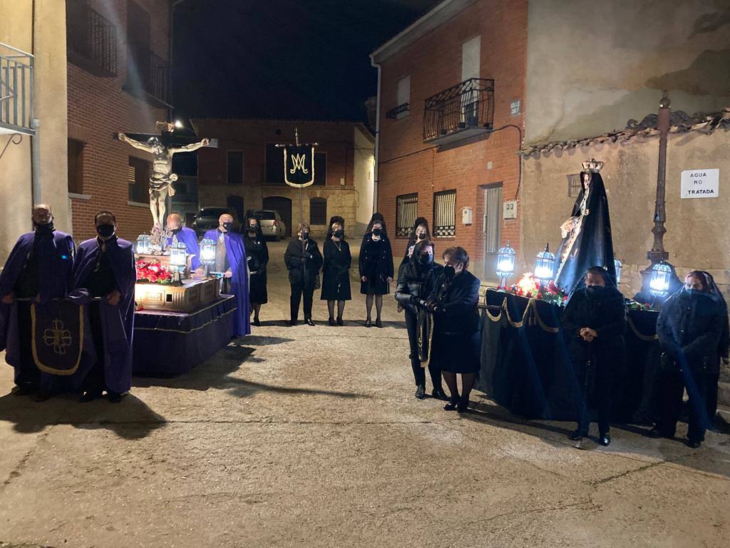 Fotos: Procesión del Santo Entierro de Torrelobatón