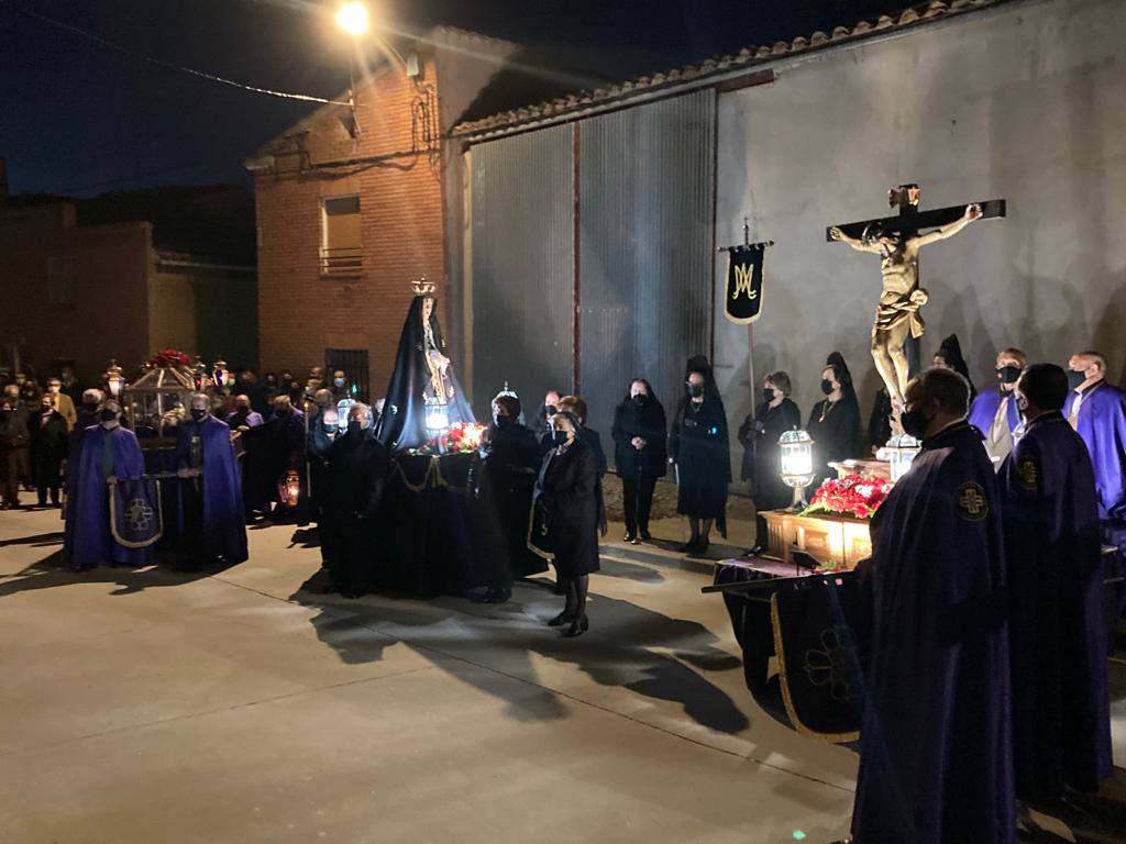 Fotos: Procesión del Santo Entierro de Torrelobatón
