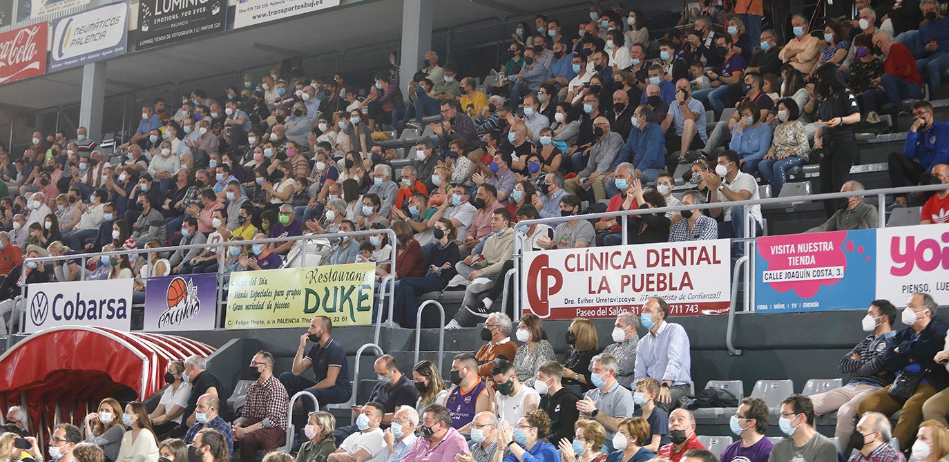 EasyCharger Palencia 76 - 80 Unicaja Banco Oviedo