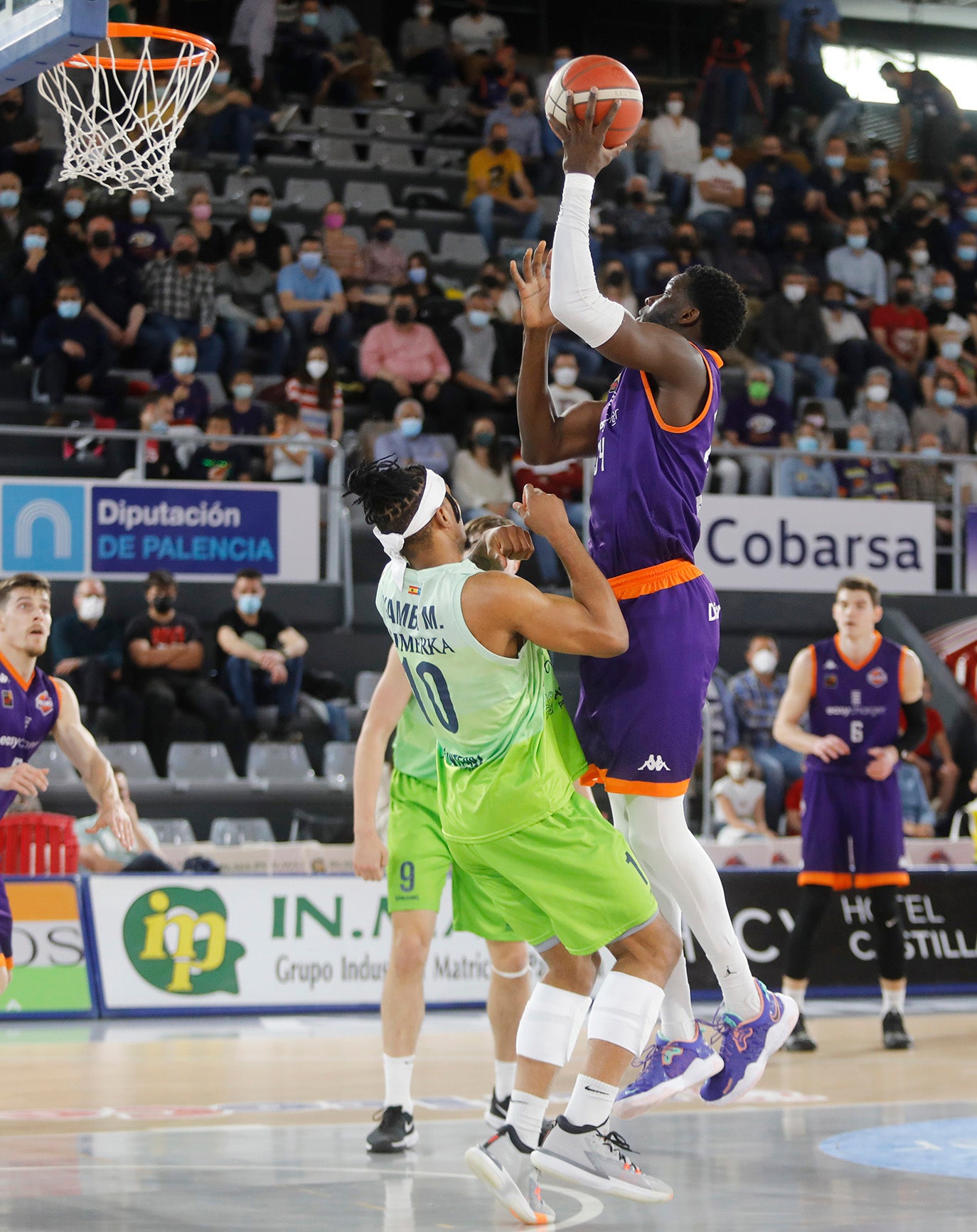 EasyCharger Palencia 76 - 80 Unicaja Banco Oviedo