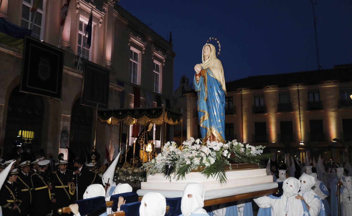 Fotos: Palencia se rinde a la Soledad