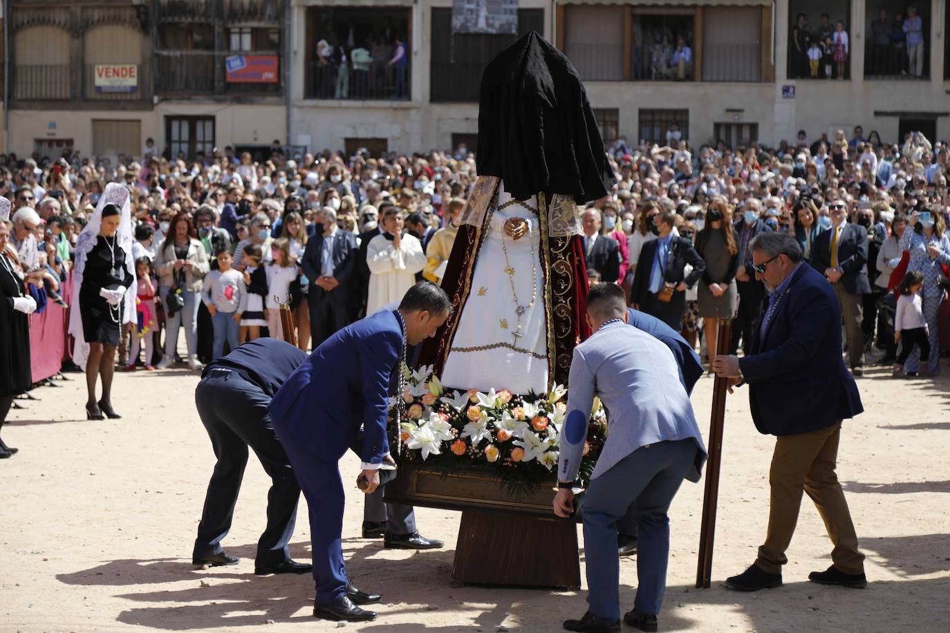 Fotos: Bajada del ángel en Peñafiel (1/2)