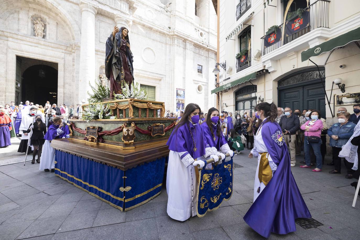 Fotos: Procesión del Encuentro en la Semana Santa de Valladolid (2/3)