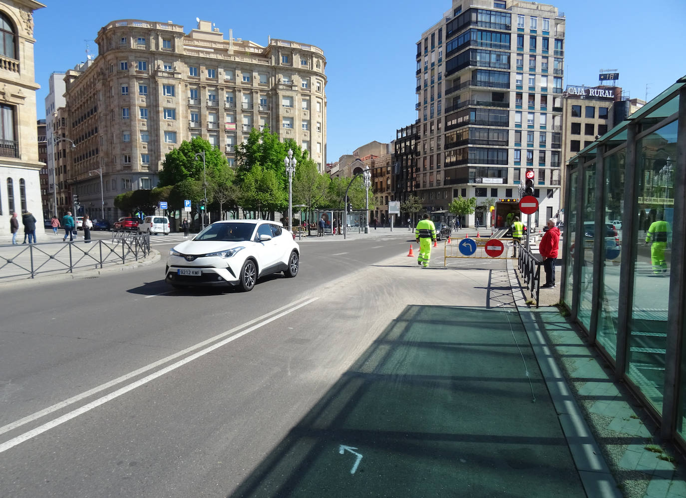 Fotos: Obras en la calle Miguel Íscar de Valladolid