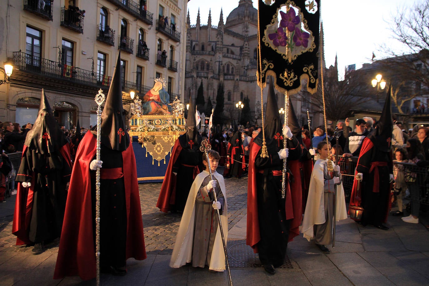 Un momento de la Procesión de los Pasos. 