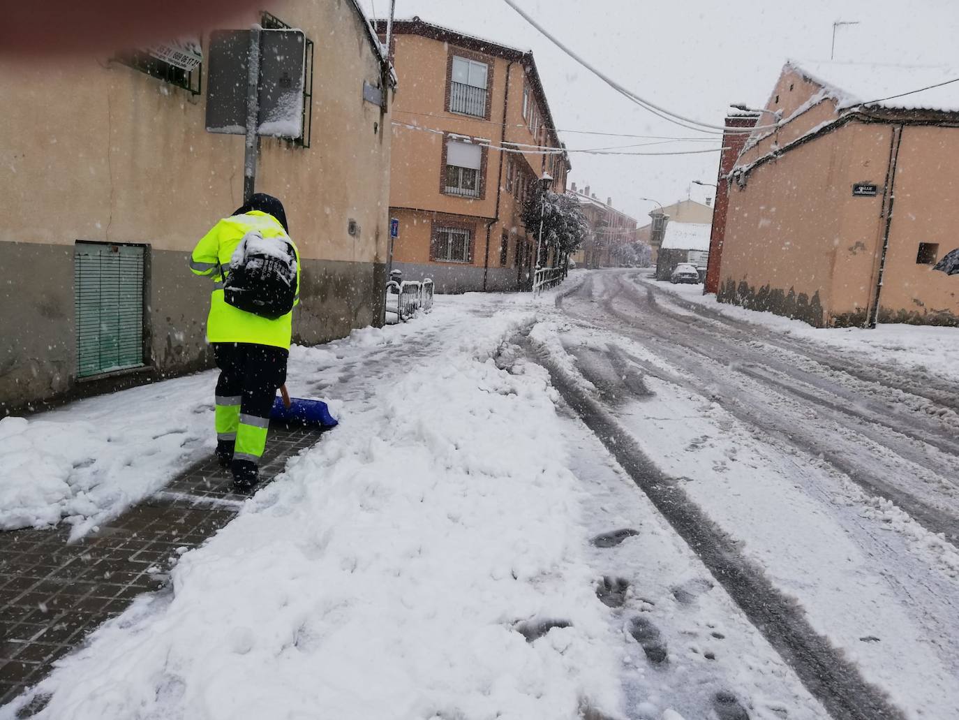Fotos: La localidad segoviana de Palazuelos de Eresma amanece cubierta de nieve