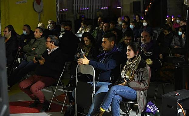 Público asistente al acto este viernes. 