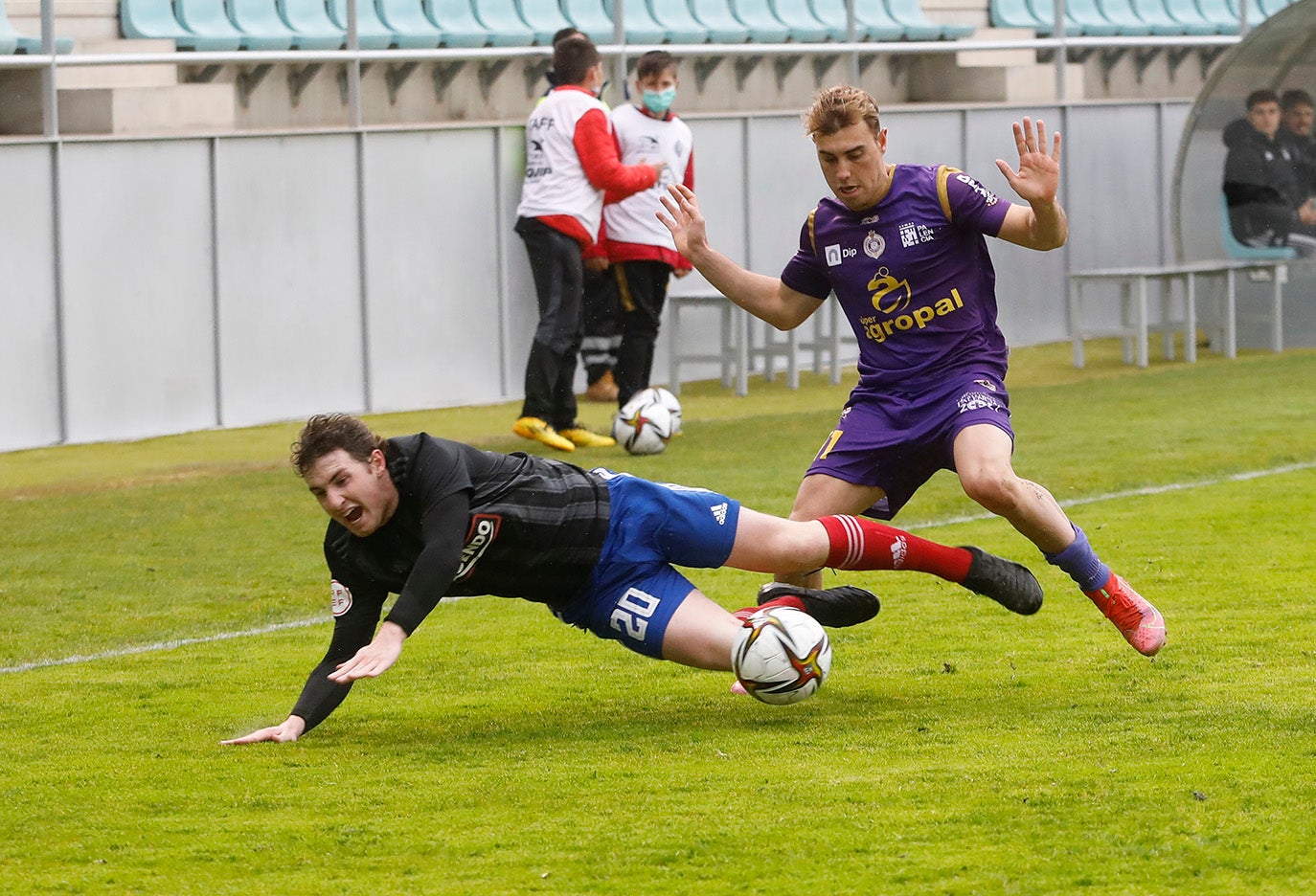 Palencia Cristo Atlético 2 - 0 UD Llanera