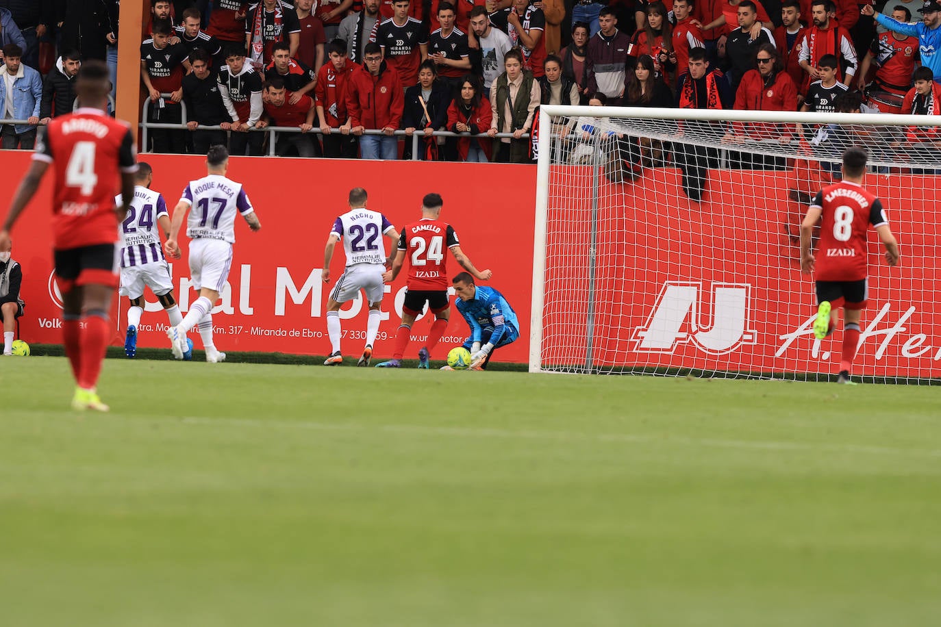 Fotos: Mirandés 0-1 Real Valladolid (1/2)