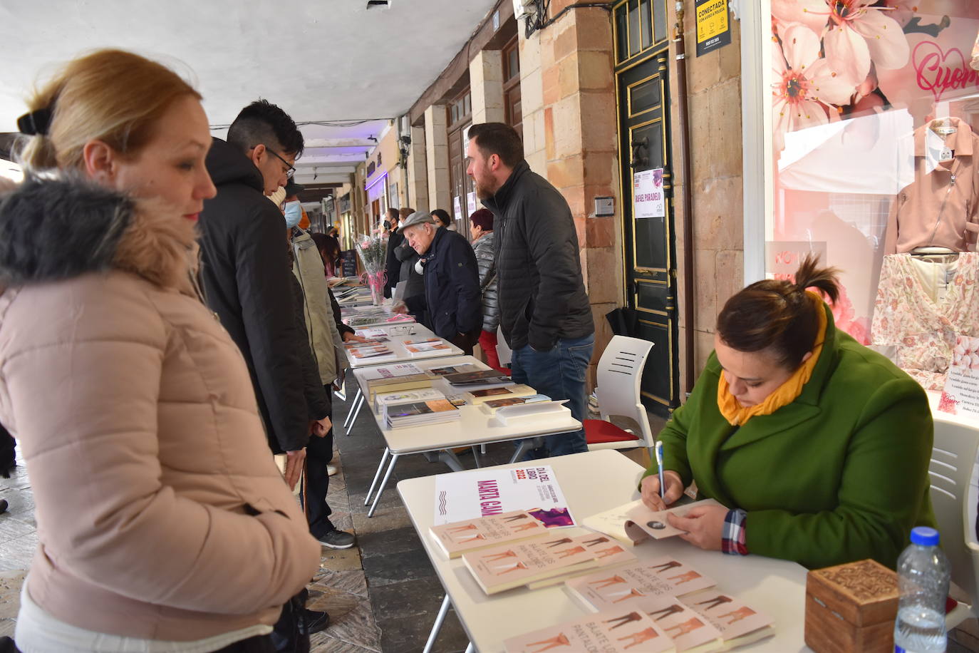 Fotos: Aguilar de Campoo se suma al Día del Libro