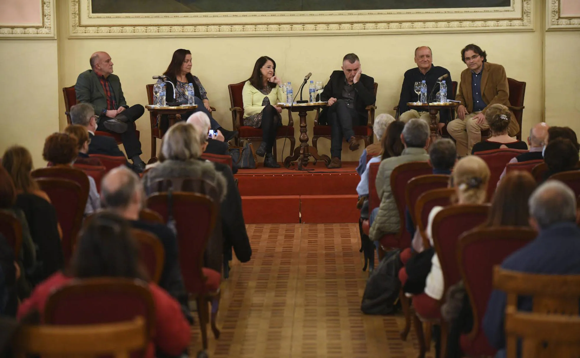 La trastienda de un premio literario: siestas, relatos eróticos y un museo  de cera | El Norte de Castilla