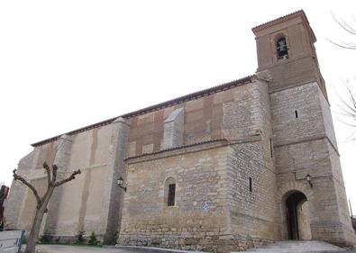 Imagen secundaria 1 - Arriba, sala de barricas de Bodegas Fariña. Abajo, iglesa de San Román de Hornija. 