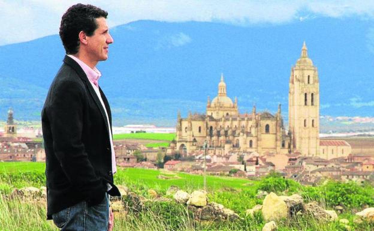 Andrés Torquemada, arrinconado por el rechazo a su gestión del personal municipal