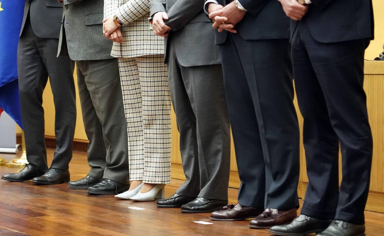 Detalle de la toma de posesión de los secretarios generales de las consejerías.