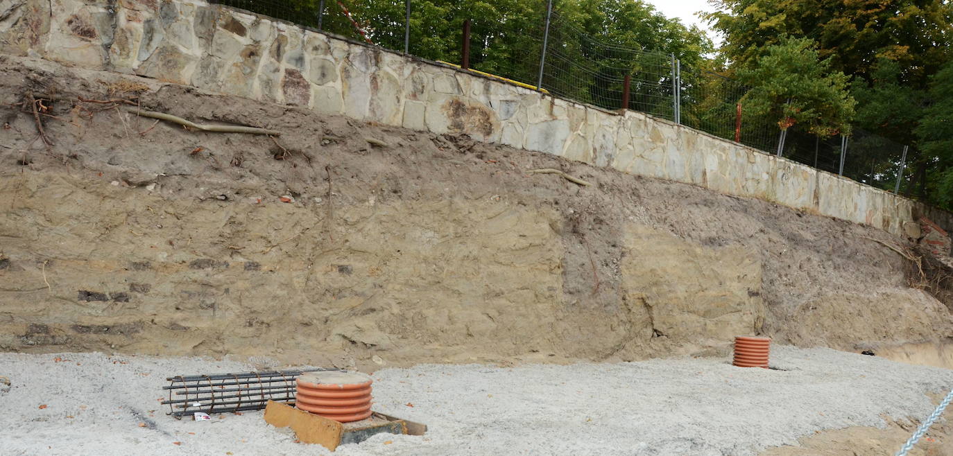 Muralla vaccea de Coca.