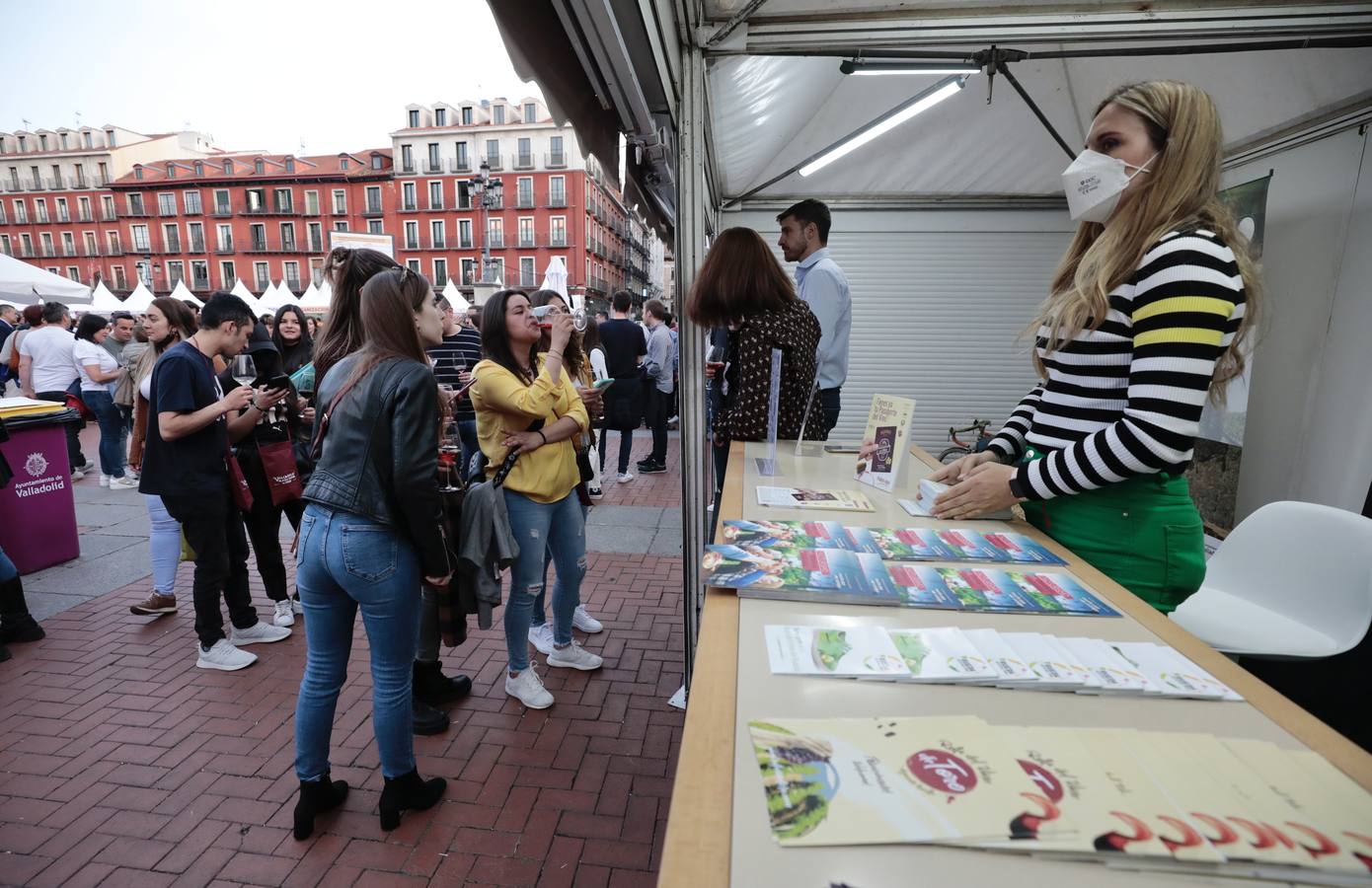 Fotos: Inauguración del evento &#039;Valladolid. Plaza Mayor del Vino&#039; (2/2)