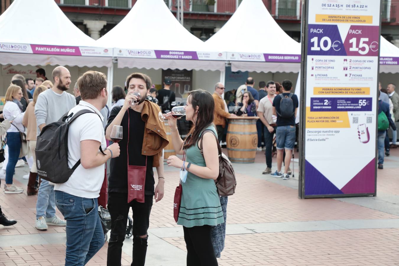 Fotos: Inauguración del evento &#039;Valladolid. Plaza Mayor del Vino&#039; (1/2)