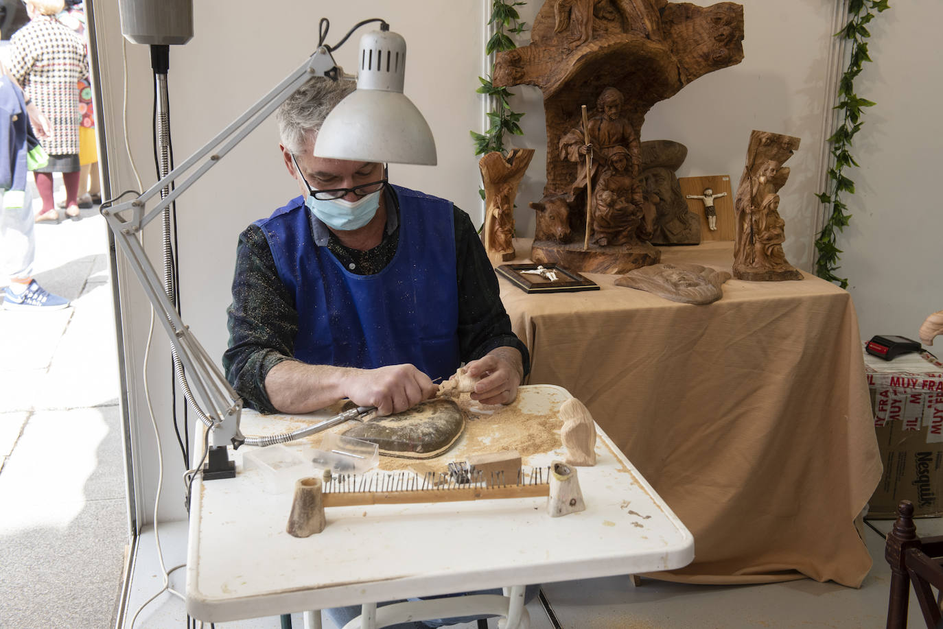Primer día de la Feria de Artesanía de Segovia.