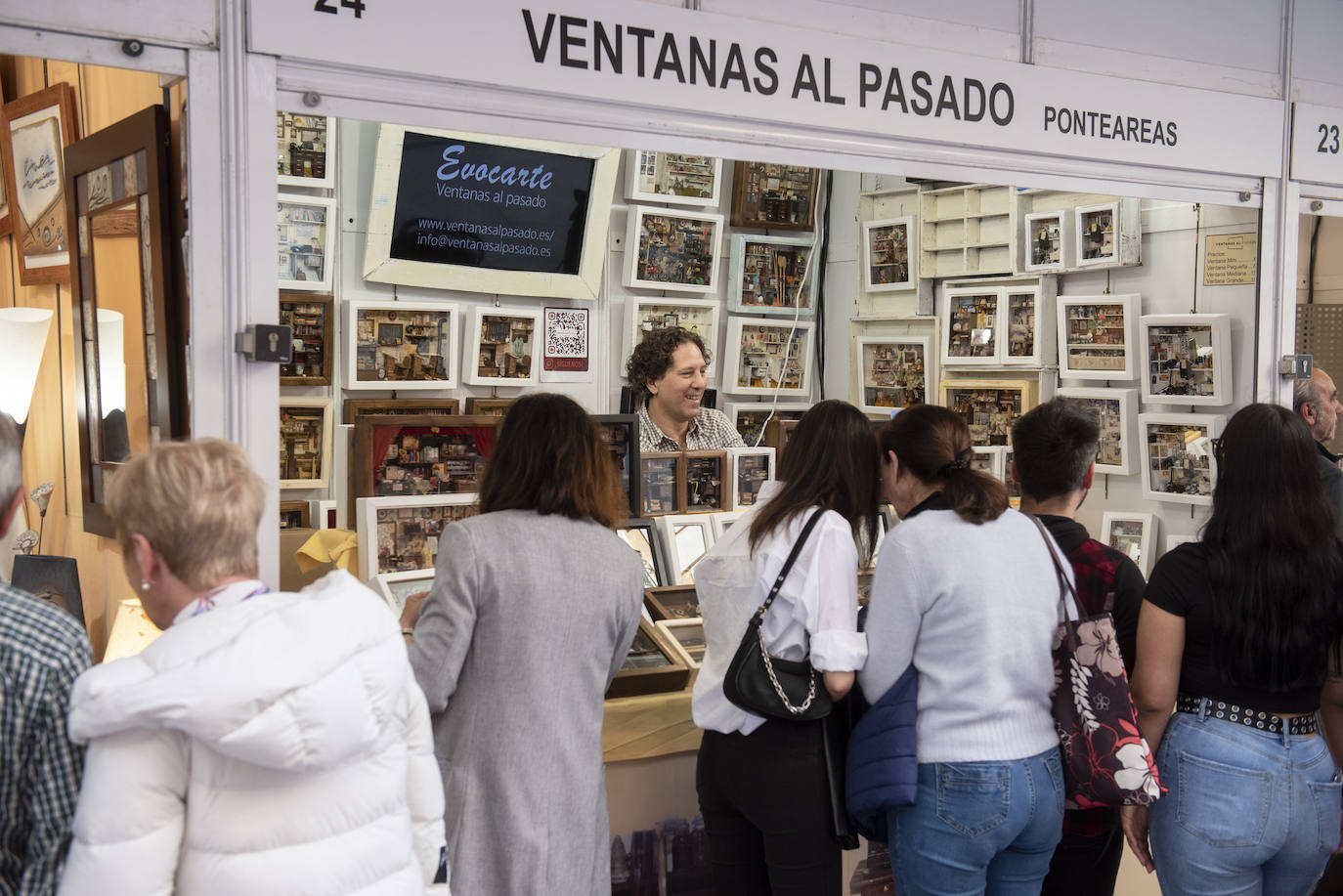 Primer día de la Feria de Artesanía de Segovia.