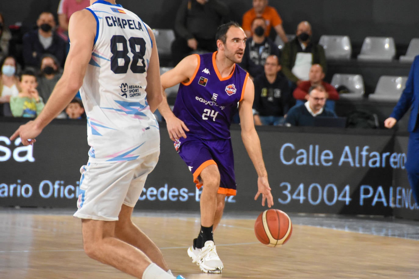 Fotos: El Palencia Baloncesto regresa a la victoria